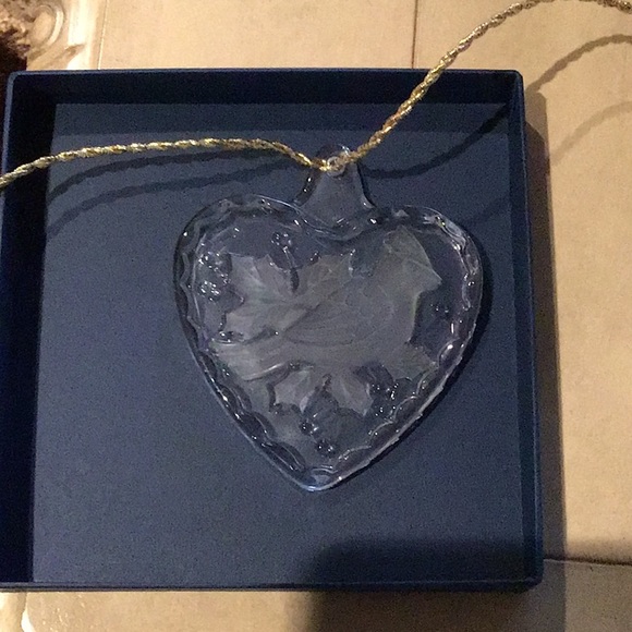 Mikasa Heart Shape Cardinal Ornament